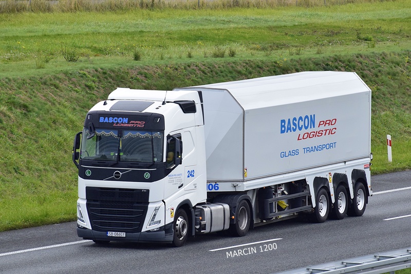 _DSC3001 BASCON-crop-VOLVO FH5.JPG