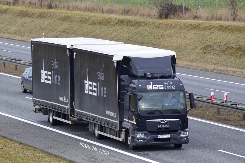 _DSC2082 DES LINE-crop-MAN TGL II.JPG