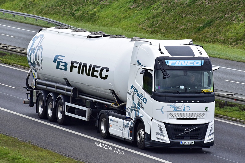 _DSC3057 FINEC-crop-VOLVO FH AERO.JPG