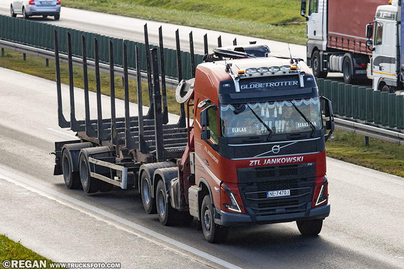 Volvo FH - ZTL Jankowski.jpg
