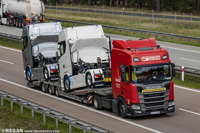 Scania 460R Super - Silva Olsztyn.jpg