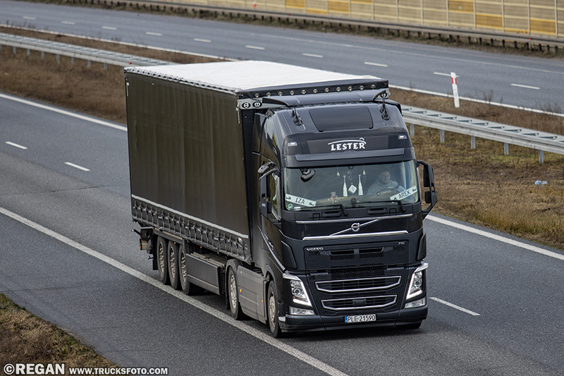 Volvo FH4 - Lester.jpg