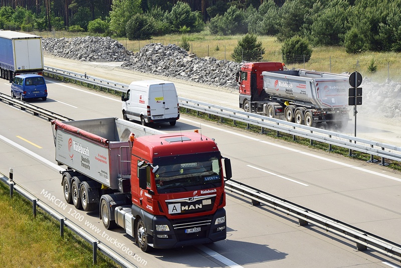 _DSC9105 RUDEBUSCH-crop-MAN TGX - MIJANKA.JPG