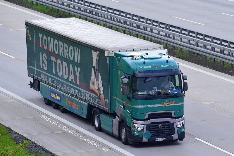 _DSC6311 SPEDITION BARTKOWIAK-crop-RENAULT RANGE-T.JPG