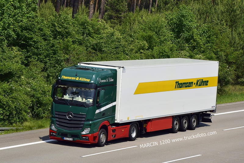 _DSC8982 THOMSEN-crop-& Kühne-ACTROS MP4.JPG