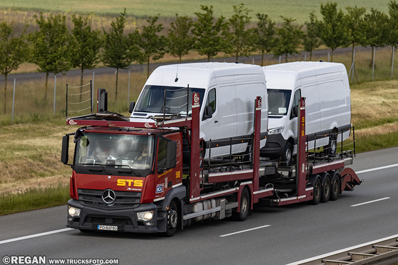 Mercedes-Benz Actros - STS 580.jpg