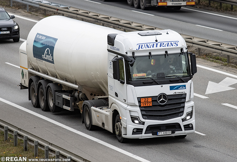 Mercedes-Benz Actros L - Junatrans.jpg