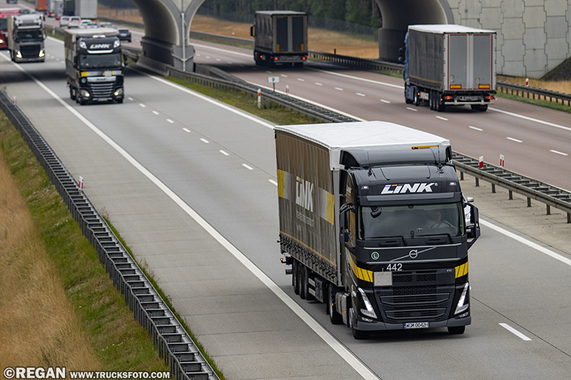 Volvo FH5 - Link 442.jpg