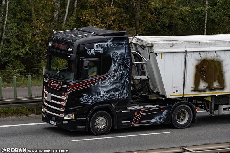 Scania Game Over - Repiński.jpg