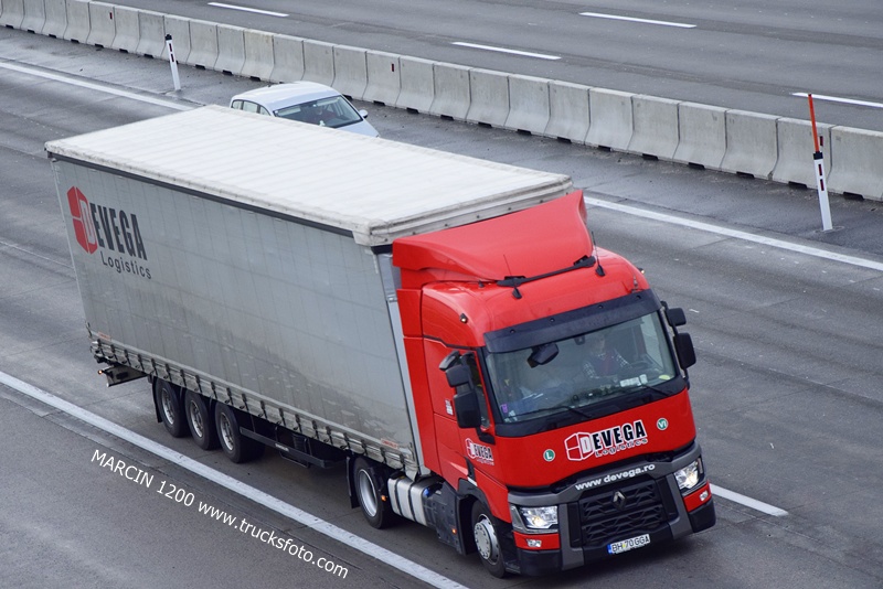 _DSC2576-DEVEGA-RENAULT RANGE T.JPG