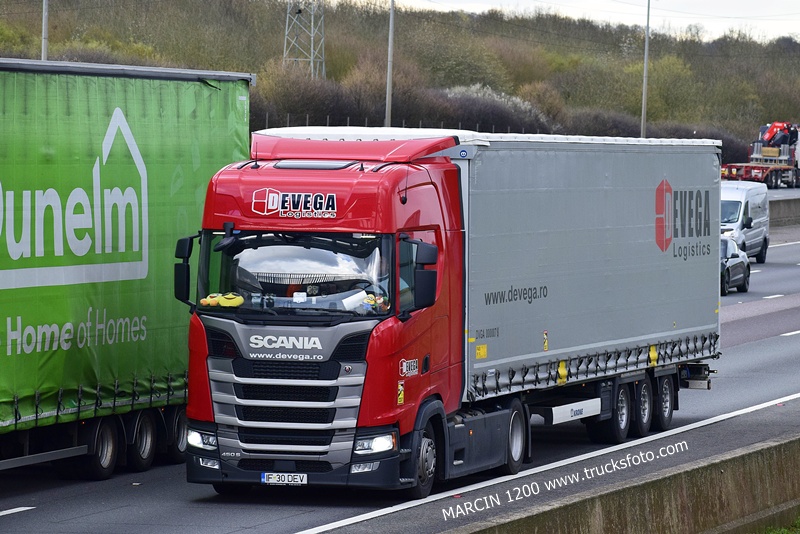 _DSC0844-crop-SCANIA S450.JPG