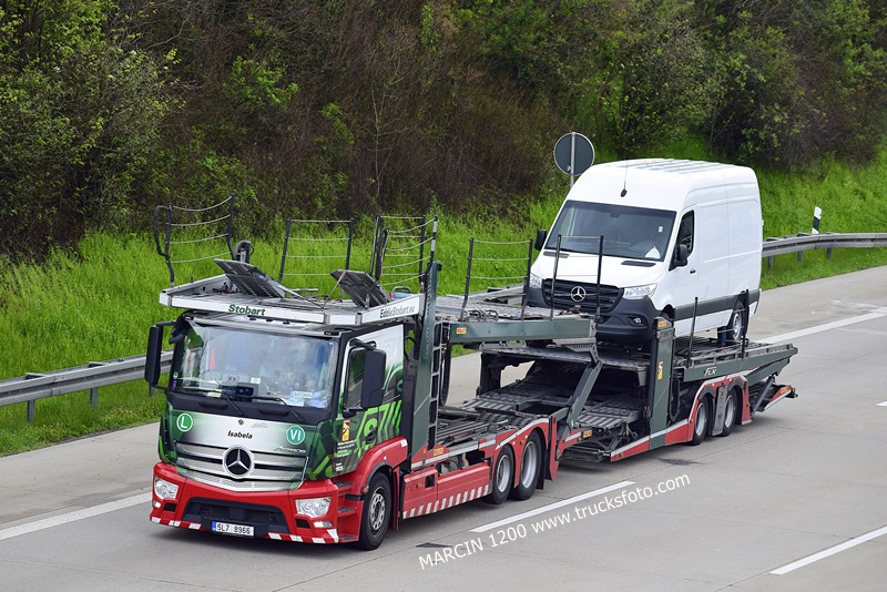 _DSC6729 STOBART-crop-ACTROS.JPG