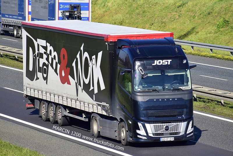 _DSC3688 JOST-crop-VOLVO FH AERO.JPG