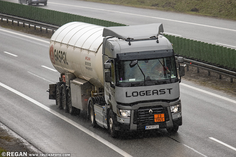 Renault Range T Logeast.jpg