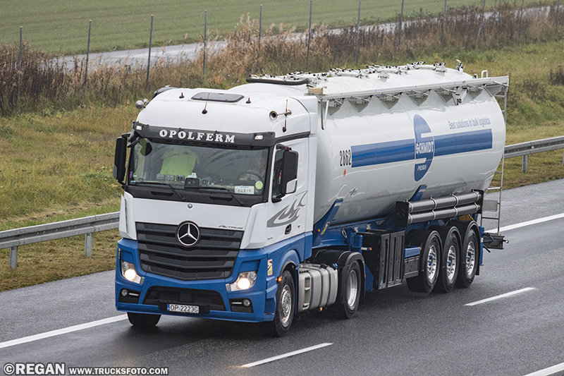 Mercedes-Benz Actros - Opolferm.jpg