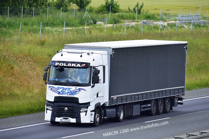 PTAK TRANS-crop-RENAULT RANGE-T EVO.JPG