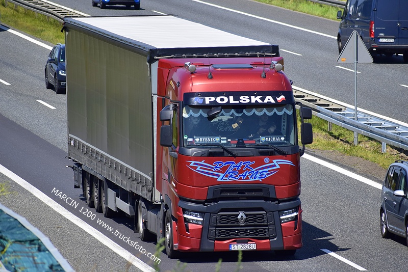 PTAK TRANS (3)-crop-RENAULT RANGE-T EVO.JPG