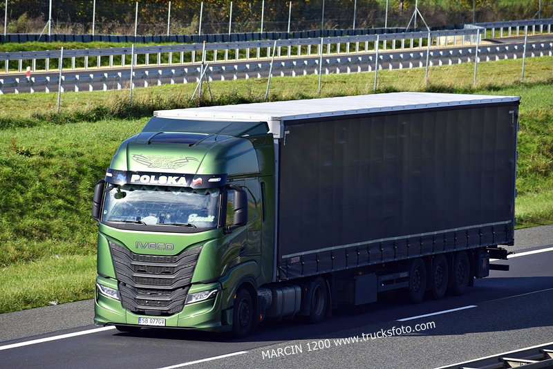 _DSC3767 PTAK TRANS-crop-IVECO S-WAY.JPG