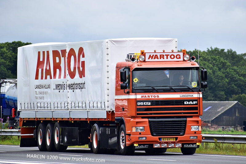 _DSC0122 HARTOG-crop-DAF 95 XF.JPG