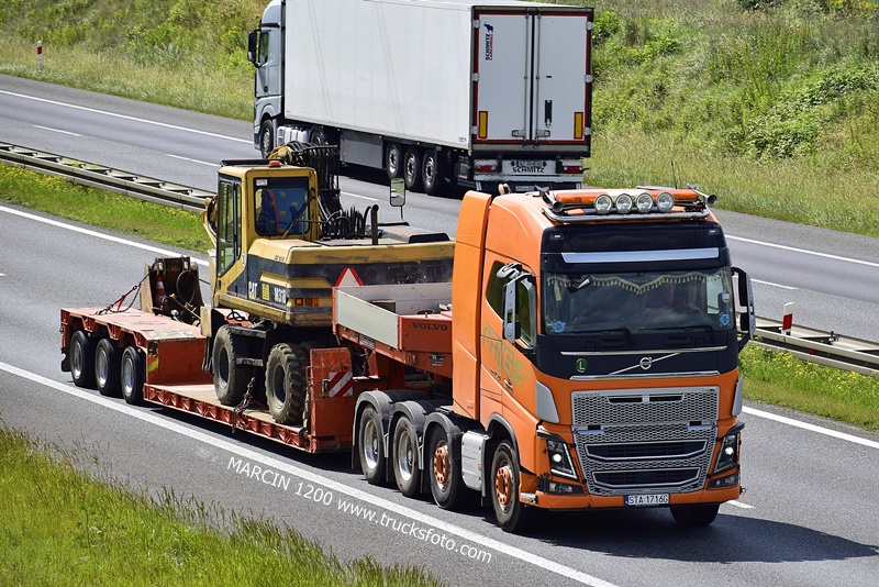 VOLVO FH4 (3)-crop------.JPG