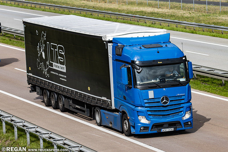 Mercedes-Benz Actros - LTS.jpg