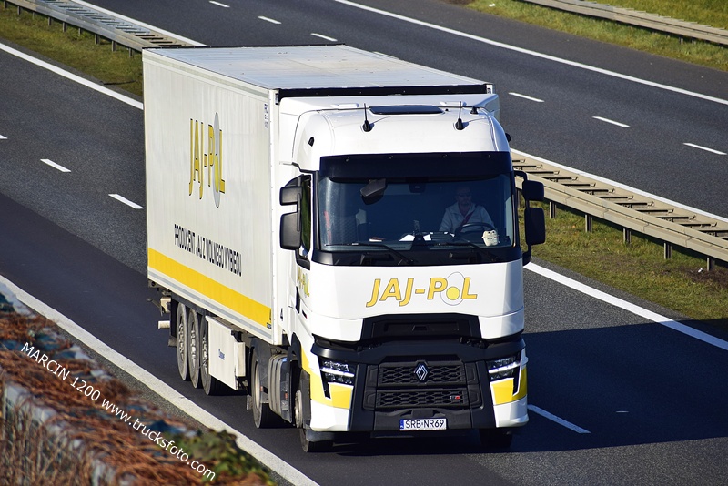 _DSC3934 JAJ-POL-crop-RENAULT RANGE-T EVO.JPG