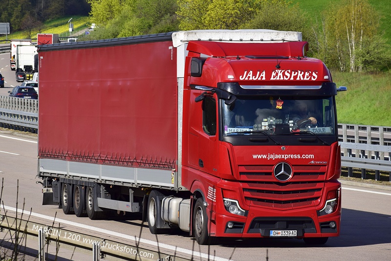 _DSC2877 JAJA EKSPRES-crop-ACTROS MP5.JPG