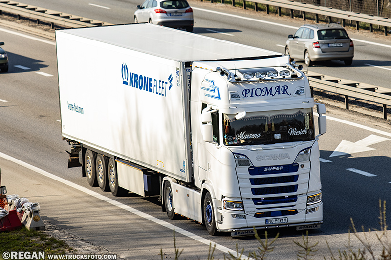 Scania 500S - Piomar Rybno.jpg