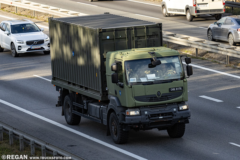 Renault Kerax 4x4.jpg