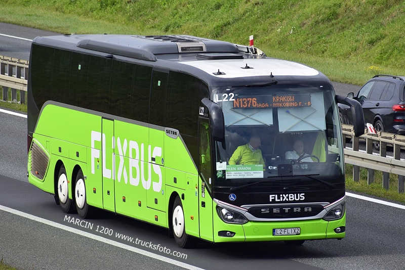 _DSC3302 AUTOBUS SETRA-crop-FLIXBUS.JPG