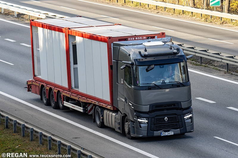 Renault Range Evo MirrorCam.jpg