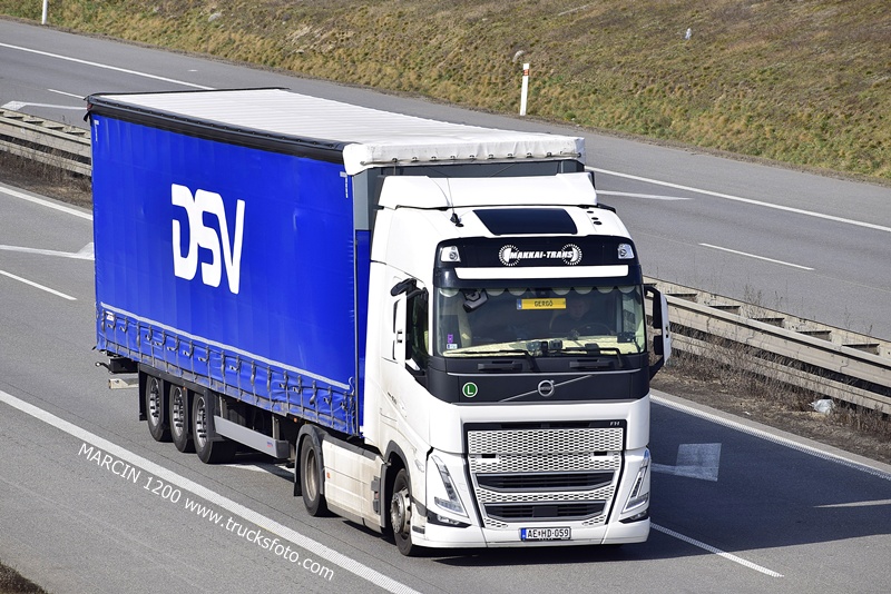 _DSC2464 MAKKAI-TRANS-crop-VOLVO FH5.JPG