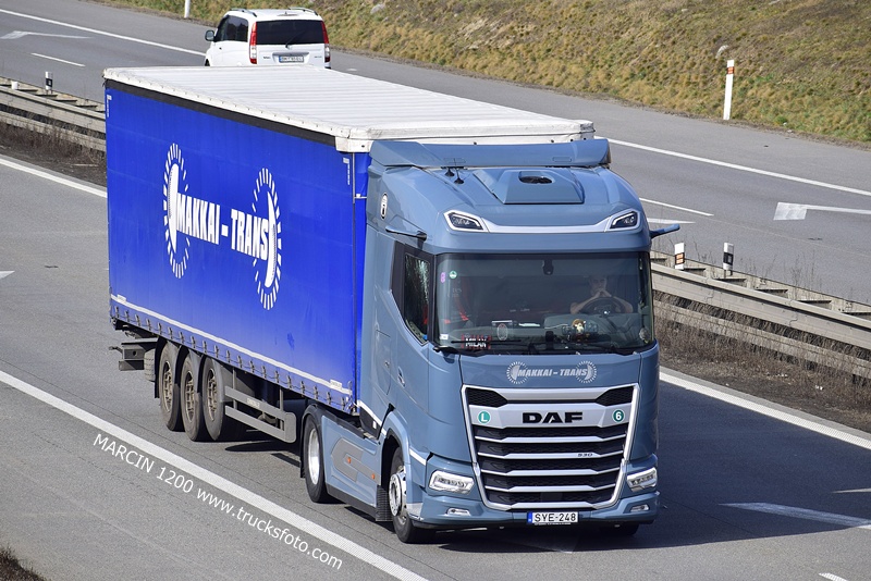 _DSC2432 MAKKAI-TRANS-crop-DAF XG.JPG