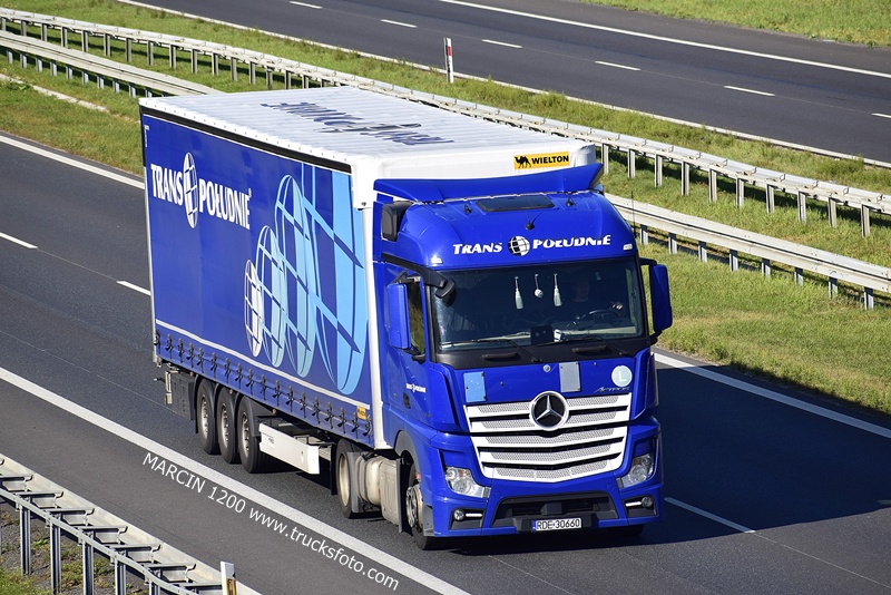 _DSC00011 (1747) TRANS POŁUDNIE-crop-Actros MP4.JPG