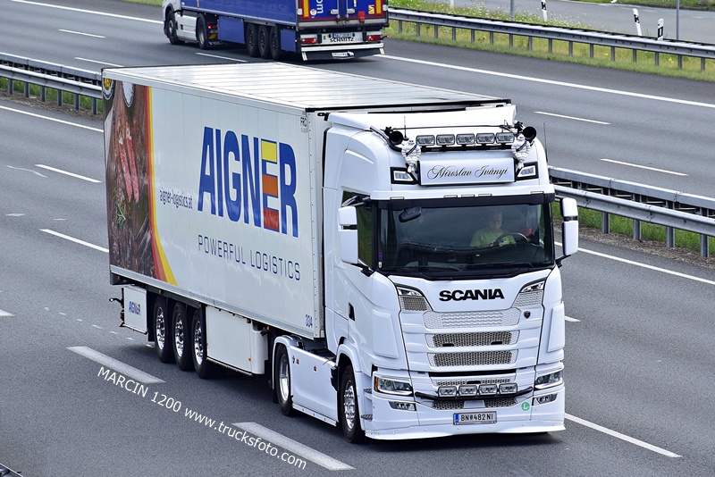 _DSC8651 MIROSLAV IVANYI-crop-SCANIA S.JPG
