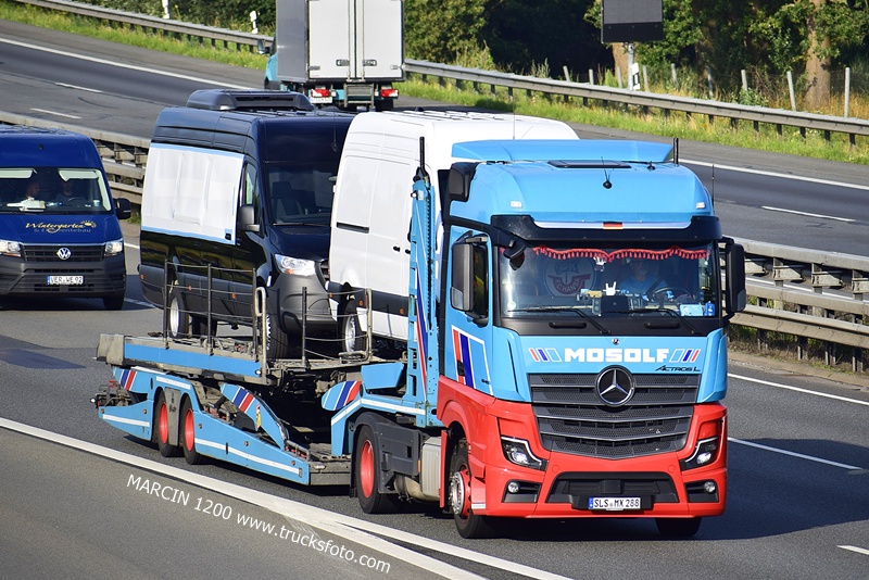 _DSC8394 MOSOLF-crop-ActrosL MP5.JPG