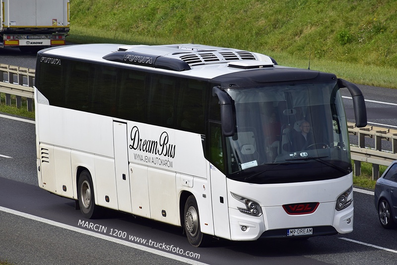 _DSC2654 AUTOBUS VDL-crop-DREAM BUS.JPG