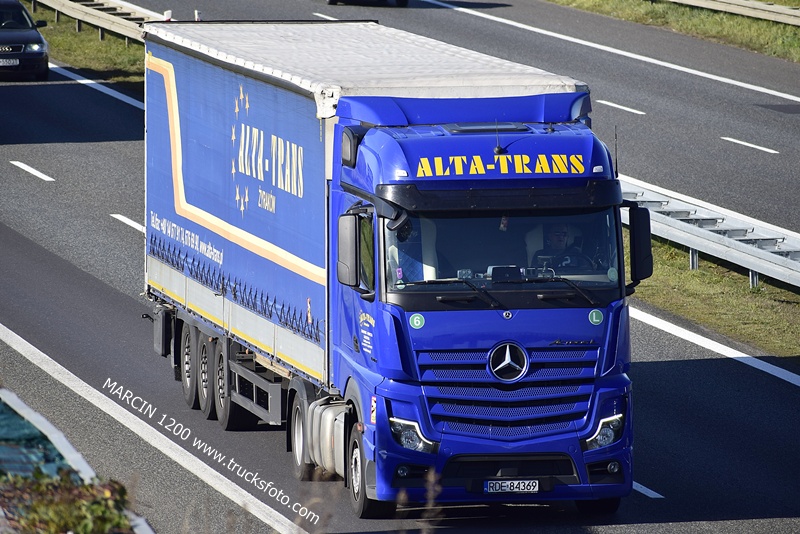 _DSC4082 Alta-Trans-crop-ActrosL MP5.JPG