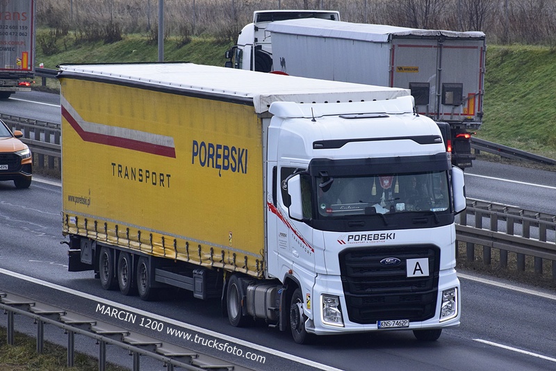 _DSC8761 PORĘBSKI-crop-FORD F-MAX.JPG