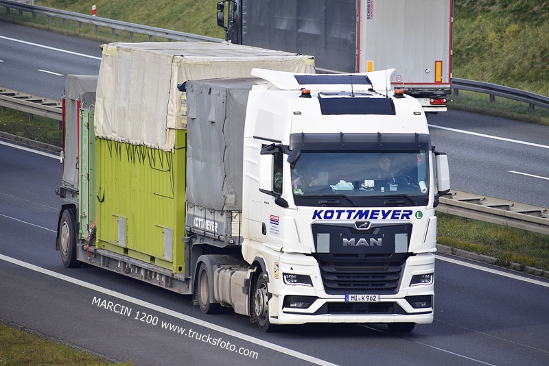 _DSC4289 KOTTMEYER-crop-MAN TGX II.JPG