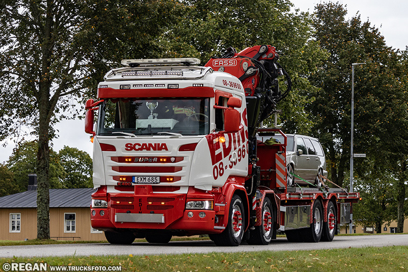 Scania R490 - Edins.jpg