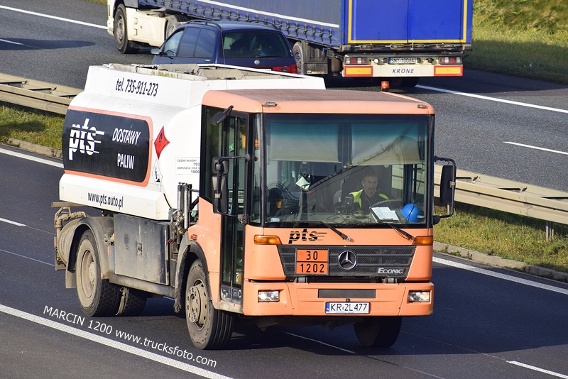 _DSC4375 PTS-crop-Mercedes-Benz Econic.JPG