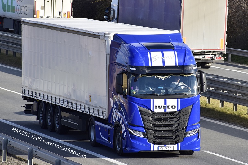 _DSC0464 IVECO S-WAY-crop------.JPG