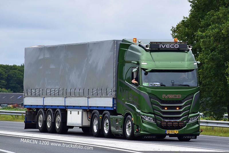 _DSC0189 IVECO S-WAY-crop-----.JPG