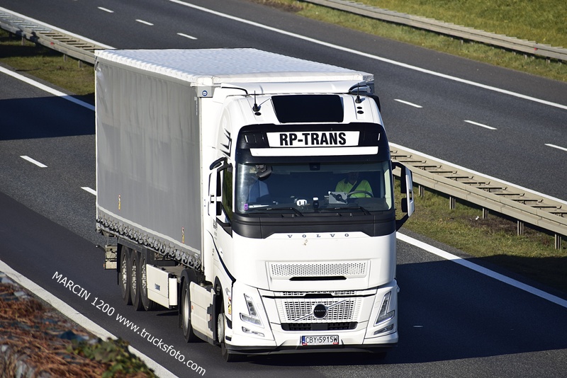 _DSC3893 RP-TRANS-crop-VOLVO FH AERO.JPG