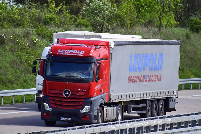 _DSC2757 LEUPOLD-crop-ACTROS MP5.JPG