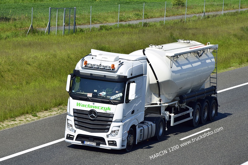 _DSC1158 Wacławczyk-crop-ACTROS MP4.JPG