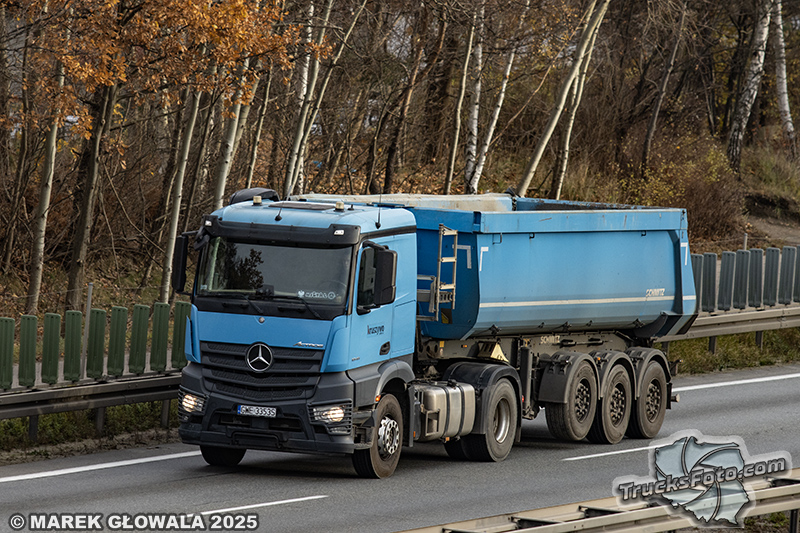 Mercedes-Benz Arocs - Kruszywo.jpg