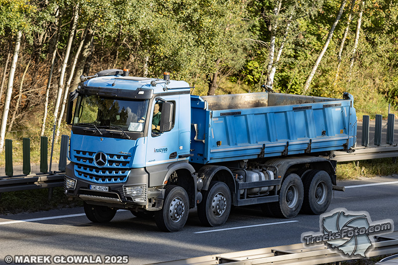 Mercedes-Benz Arocs Kruszywo.jpg