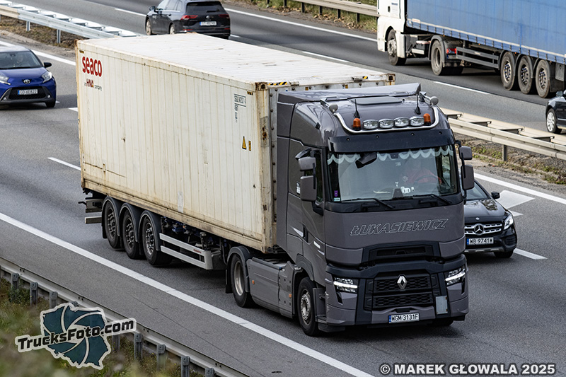 Renault Range T Evolution - Łukasiewicz.jpg